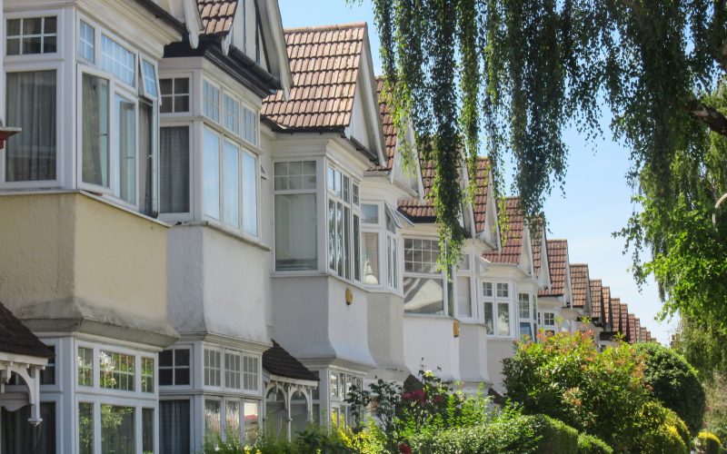 install air conditioning in my leasehold flat